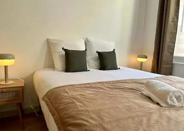 Chic 4 Personnes Hypercentre 5 Minutes Avenue De Champagne