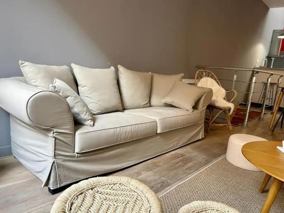 Chic 4 Personnes Hypercentre 5 Minutes Avenue De Champagne Apartment